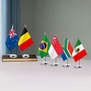 1pc, Germany National Table Flag, 14*21cm(5*8in), Black / White / Golden / Silvery Plastic Base, One-side Print, True Color, for Party, Activities, Business, Bar, School, Office, Sports Events, Festival, Patriotism, Decoration