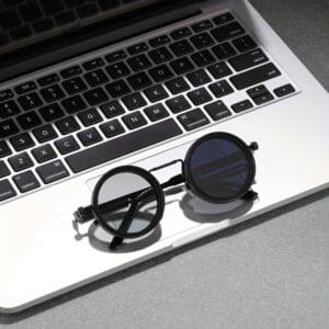 Fashion glasses with adjustable light, suitable for various scenes, retro punk party, festival, suitable for both men and women. Easter, graduation season, Halloween, Christmas. Aluminum-magnesium lens, alloy frame, case, lens cloth.